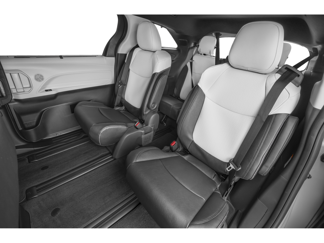 2025 Toyota Sienna XSE 7-Passenger