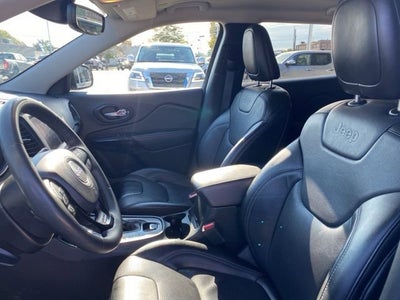 2023 Jeep Cherokee Altitude Lux