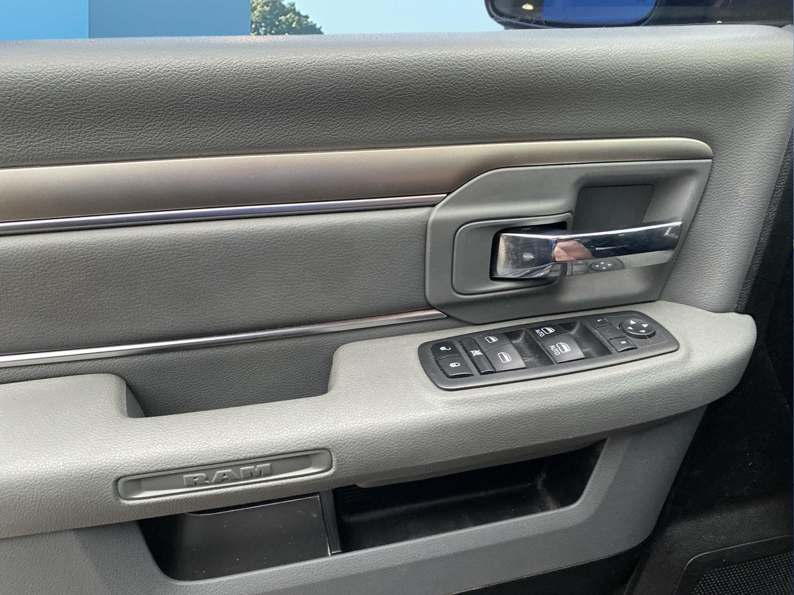 2019 RAM 1500 Classic Warlock Crew Cab 4x4 5'7" Box