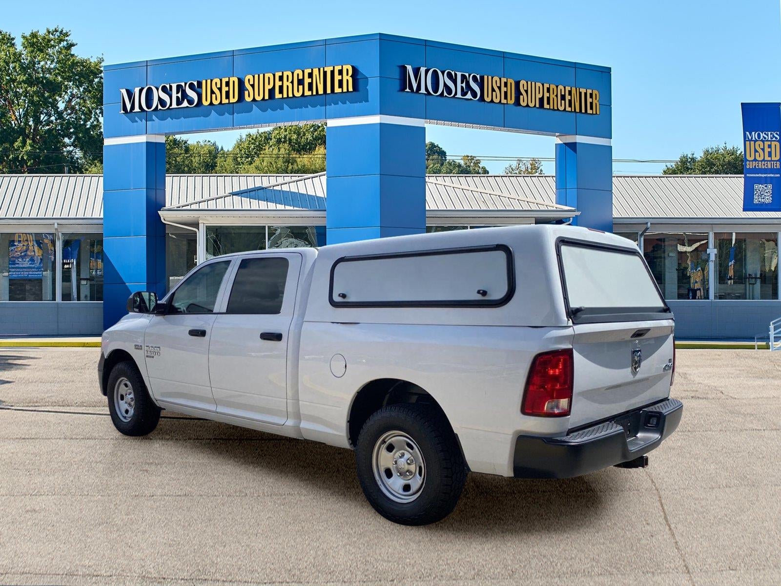 2023 RAM 1500 Classic Tradesman Crew Cab 4x4 6'4" Box