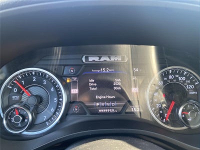 2022 RAM 1500 Laramie Crew Cab 4x4 5'7" Box