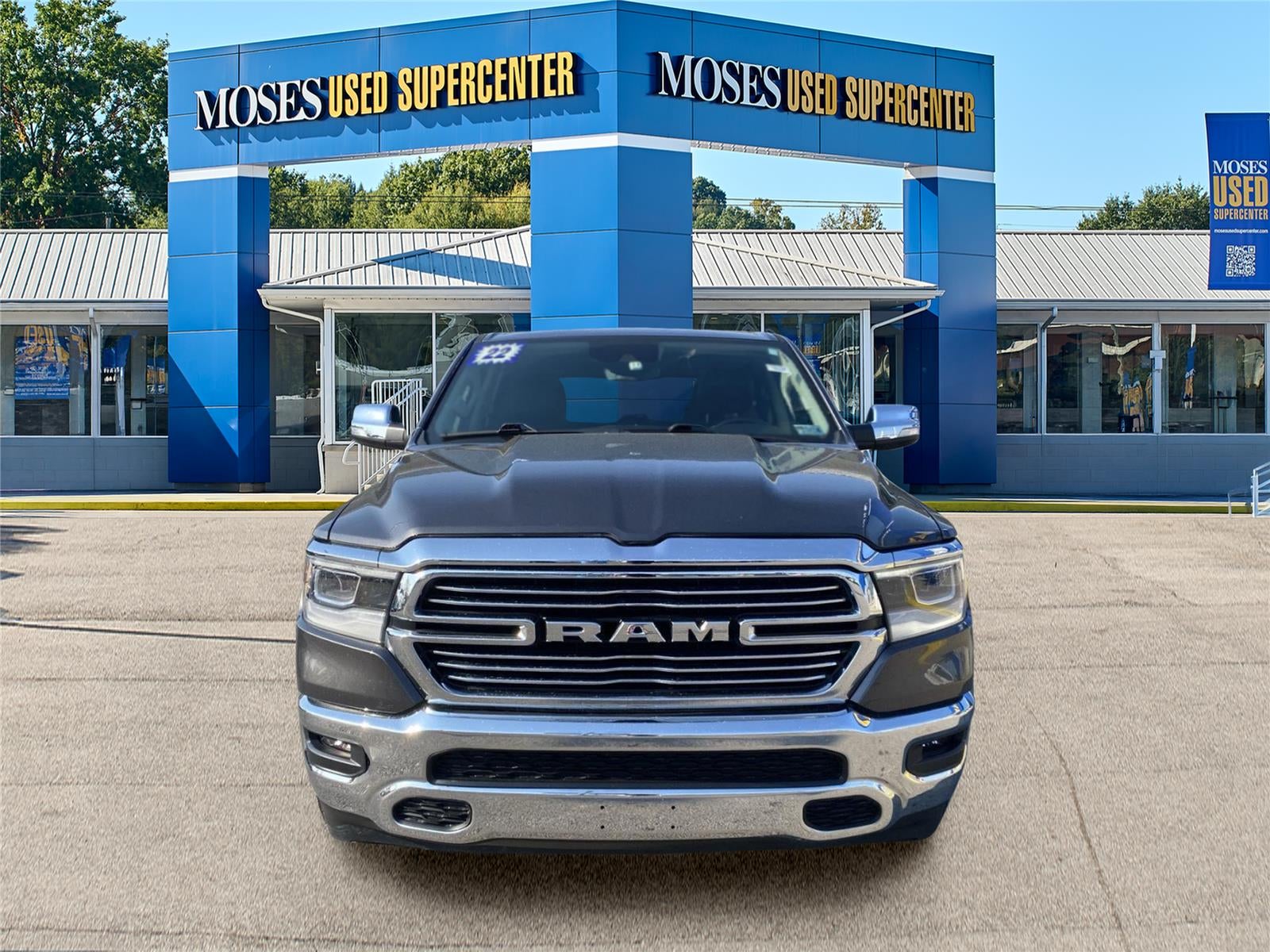 2022 RAM 1500 Laramie Crew Cab 4x4 5'7" Box