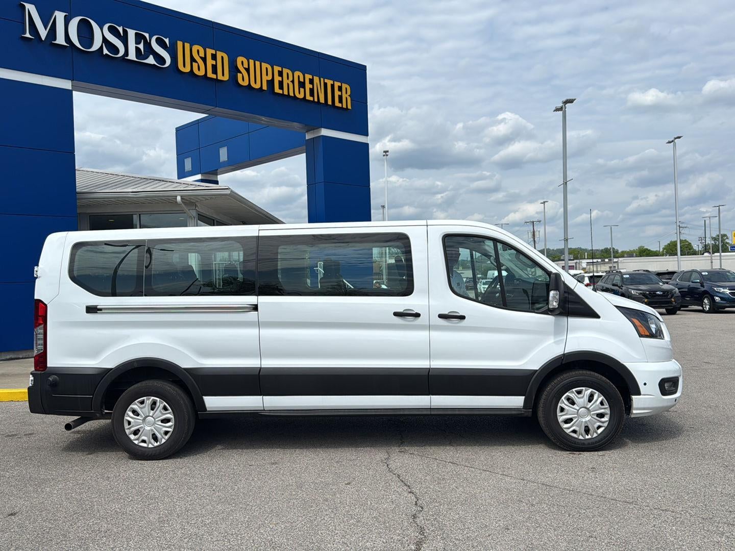 2024 Ford Transit Passenger Wagon XL