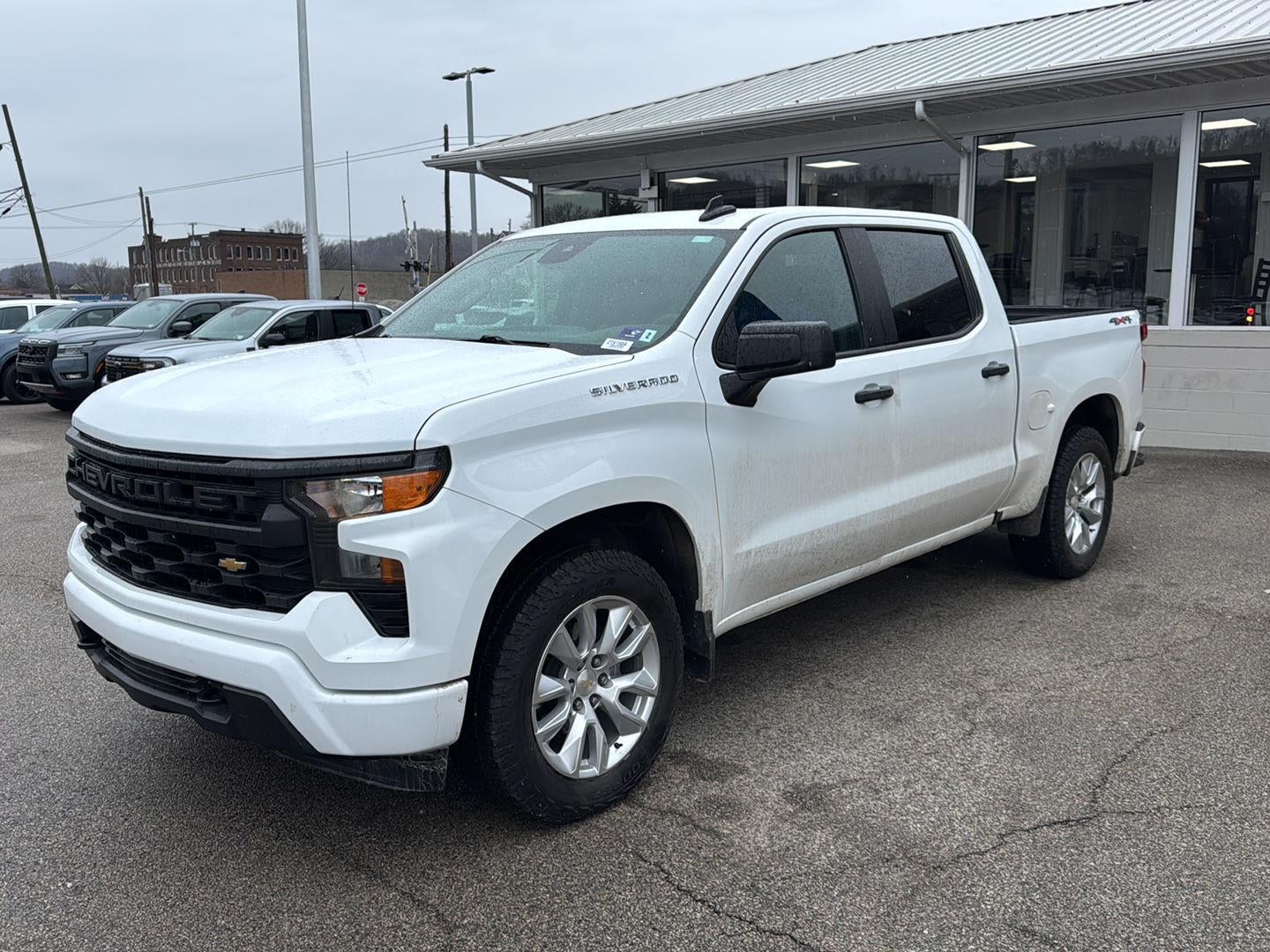 2023 Chevrolet Silverado 1500 Custom