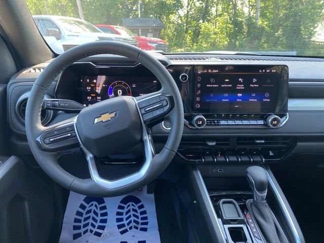 2025 Chevrolet Colorado WT/LT