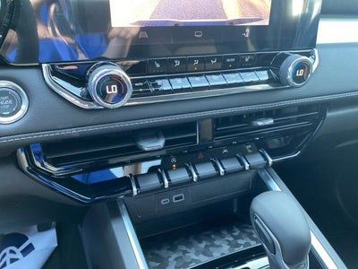 2025 Chevrolet Colorado WT/LT