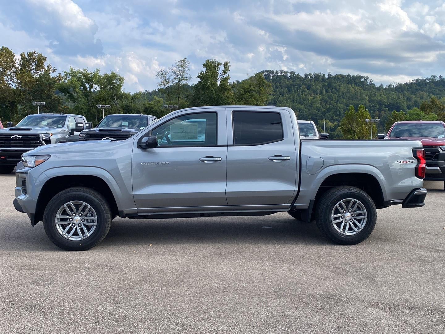 2026 Chevrolet Colorado LT - Photo 10
