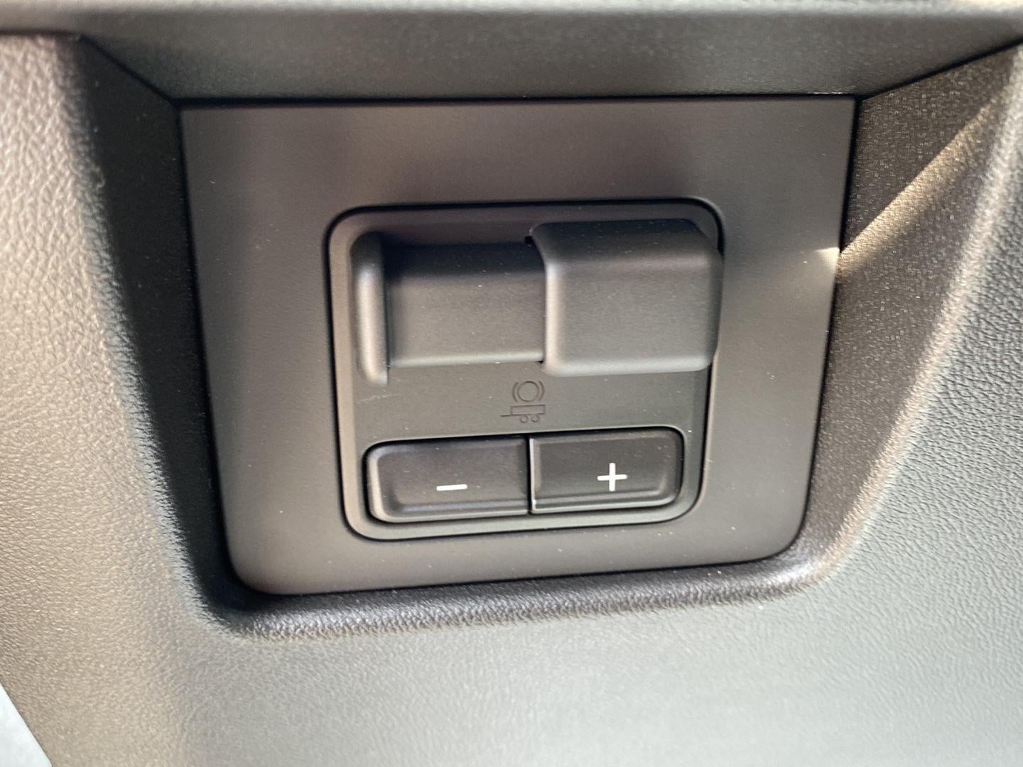 2026 Chevrolet Colorado LT - Photo 22