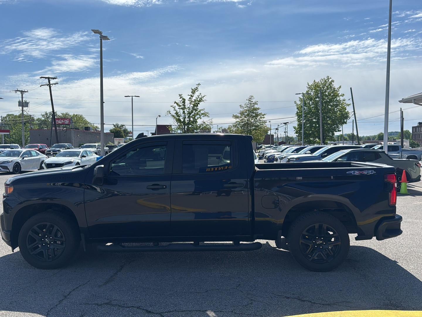 2021 Chevrolet Silverado 1500 Custom