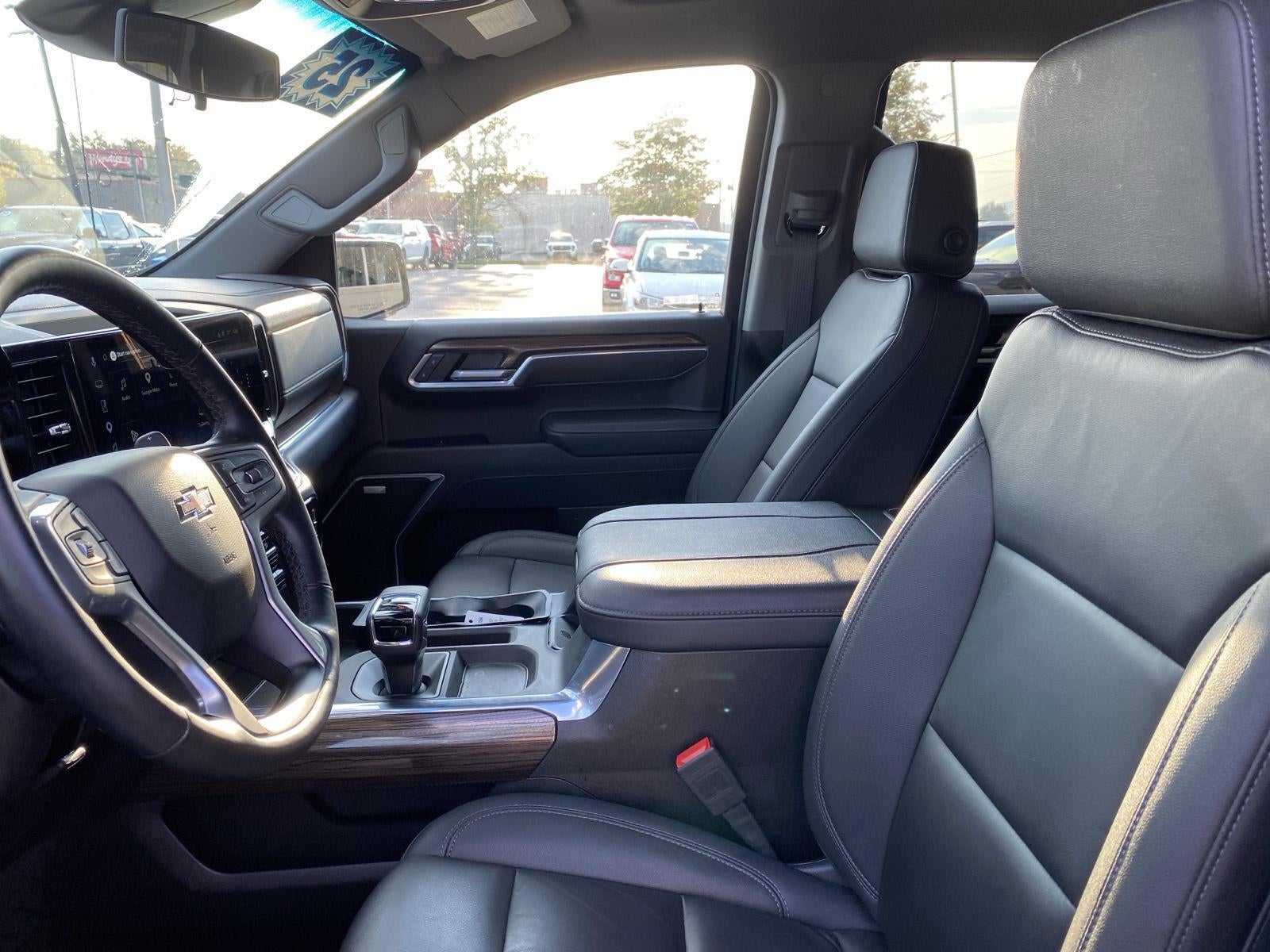 2025 Chevrolet Silverado 1500 RST