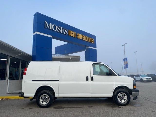 2022 GMC Savana Cargo 2500 Work Van