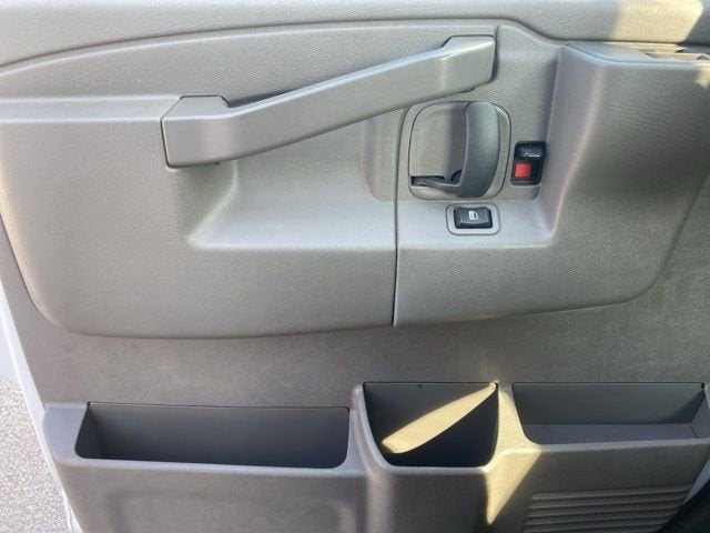 2023 GMC Savana Cargo 2500 Work Van