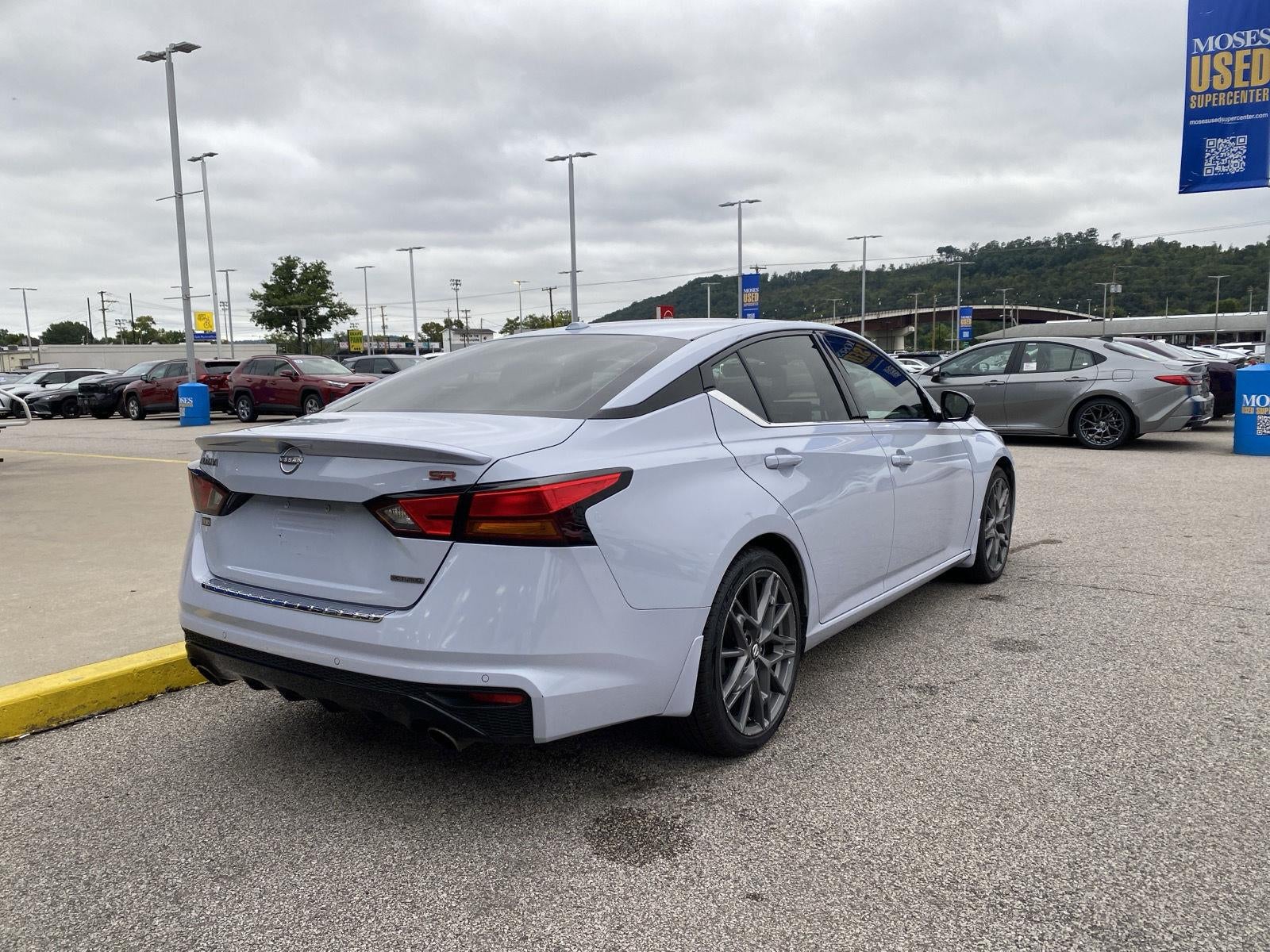 2023 Nissan Altima SR VC-Turbo FWD
