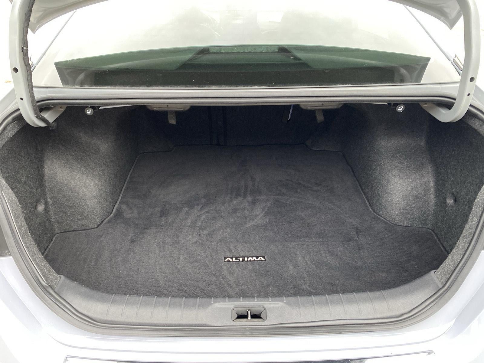 2023 Nissan Altima SR VC-Turbo FWD