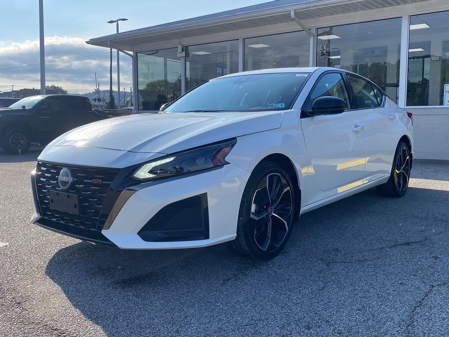 2025 Nissan Altima SR AWD