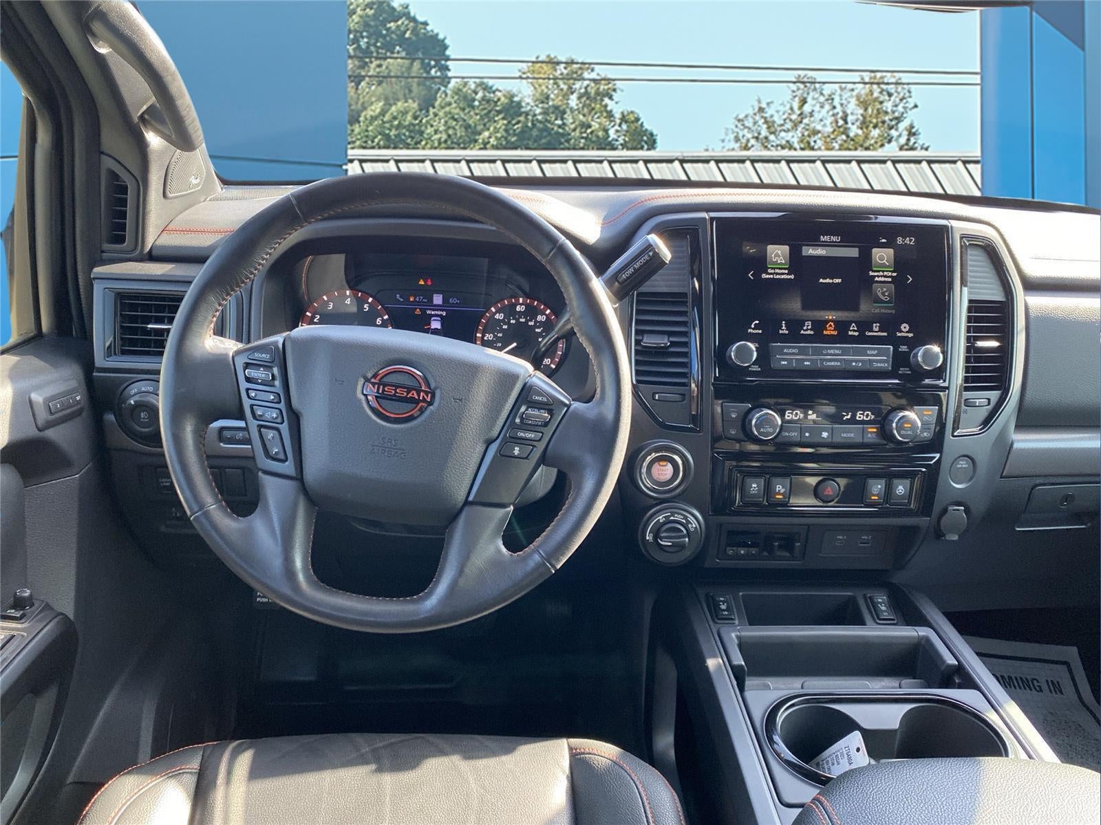2023 Nissan TITAN Crew Cab PRO-4X 4x4