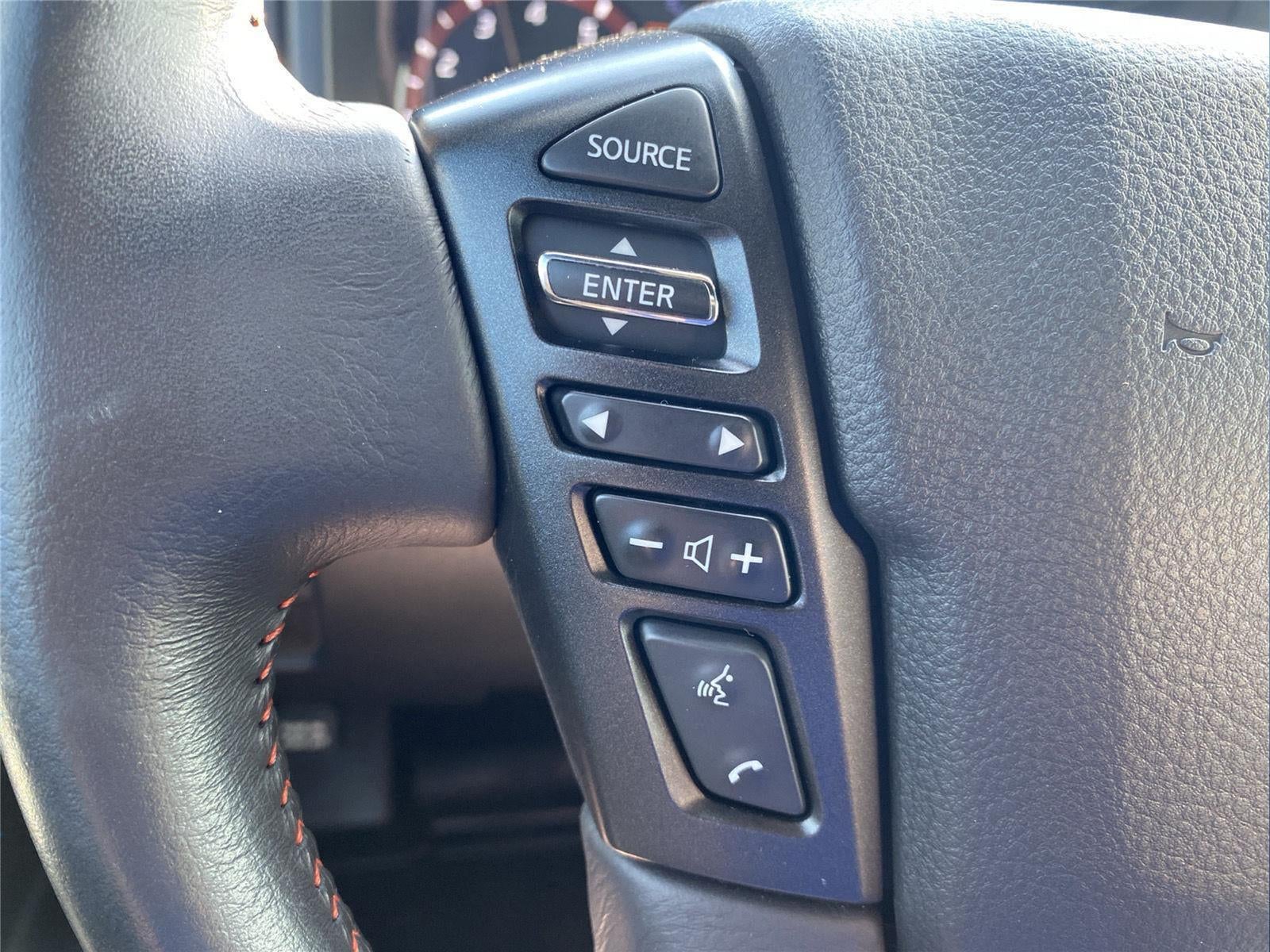 2023 Nissan TITAN Crew Cab PRO-4X 4x4