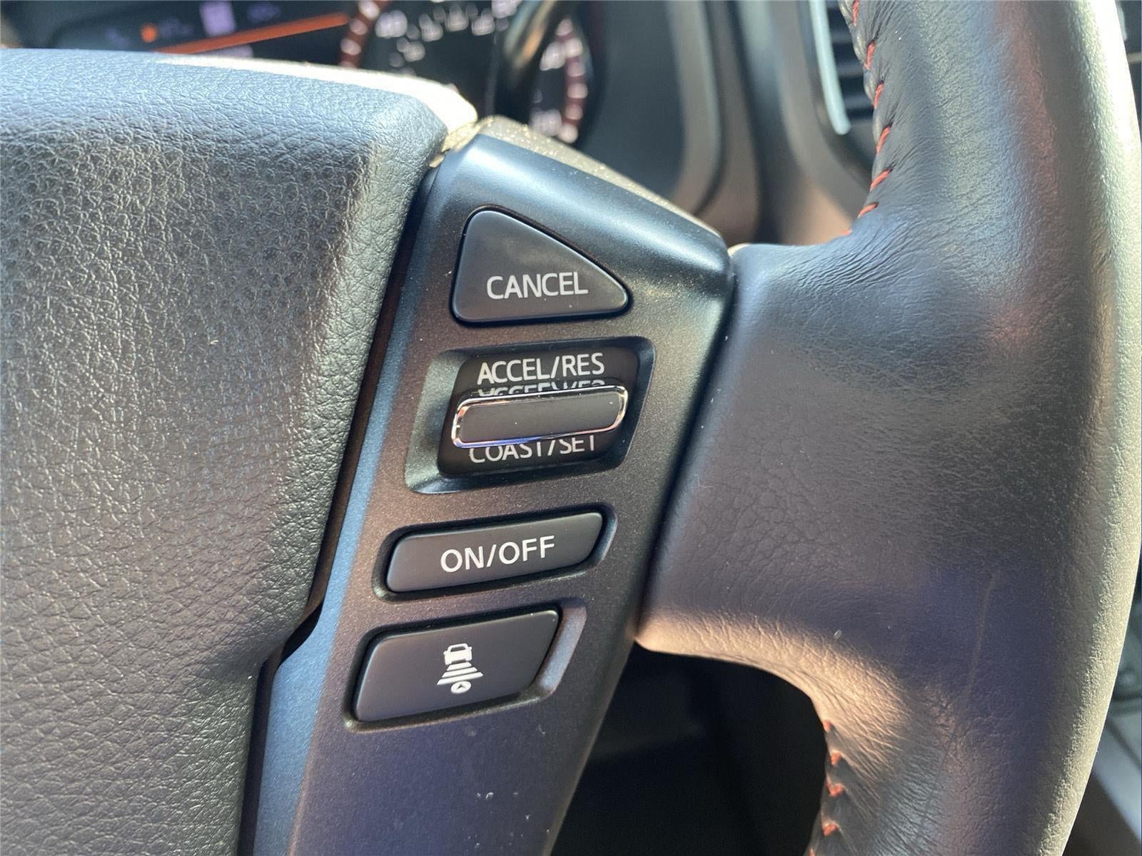 2023 Nissan TITAN Crew Cab PRO-4X 4x4