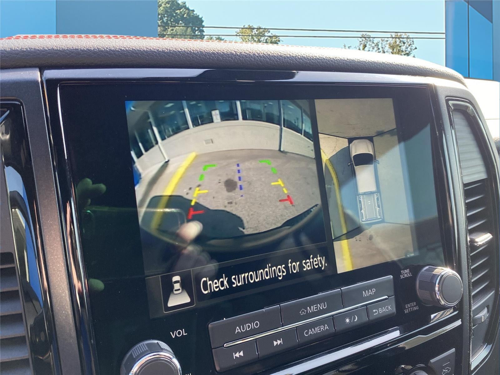 2023 Nissan TITAN Crew Cab PRO-4X 4x4