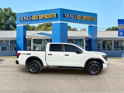 2023 Nissan TITAN Crew Cab PRO-4X 4x4