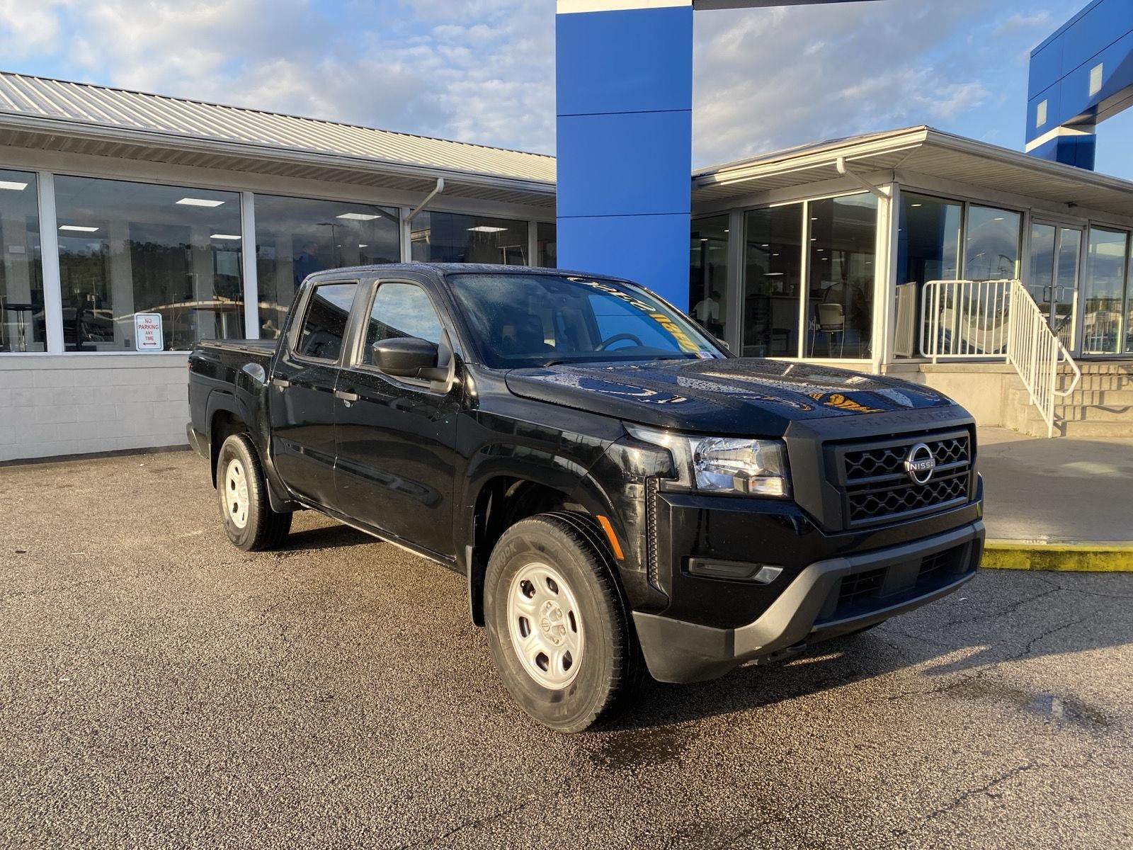 2024 Nissan Frontier Crew Cab S 4x4
