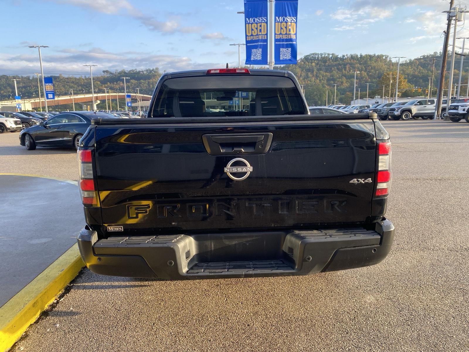 2024 Nissan Frontier Crew Cab S 4x4