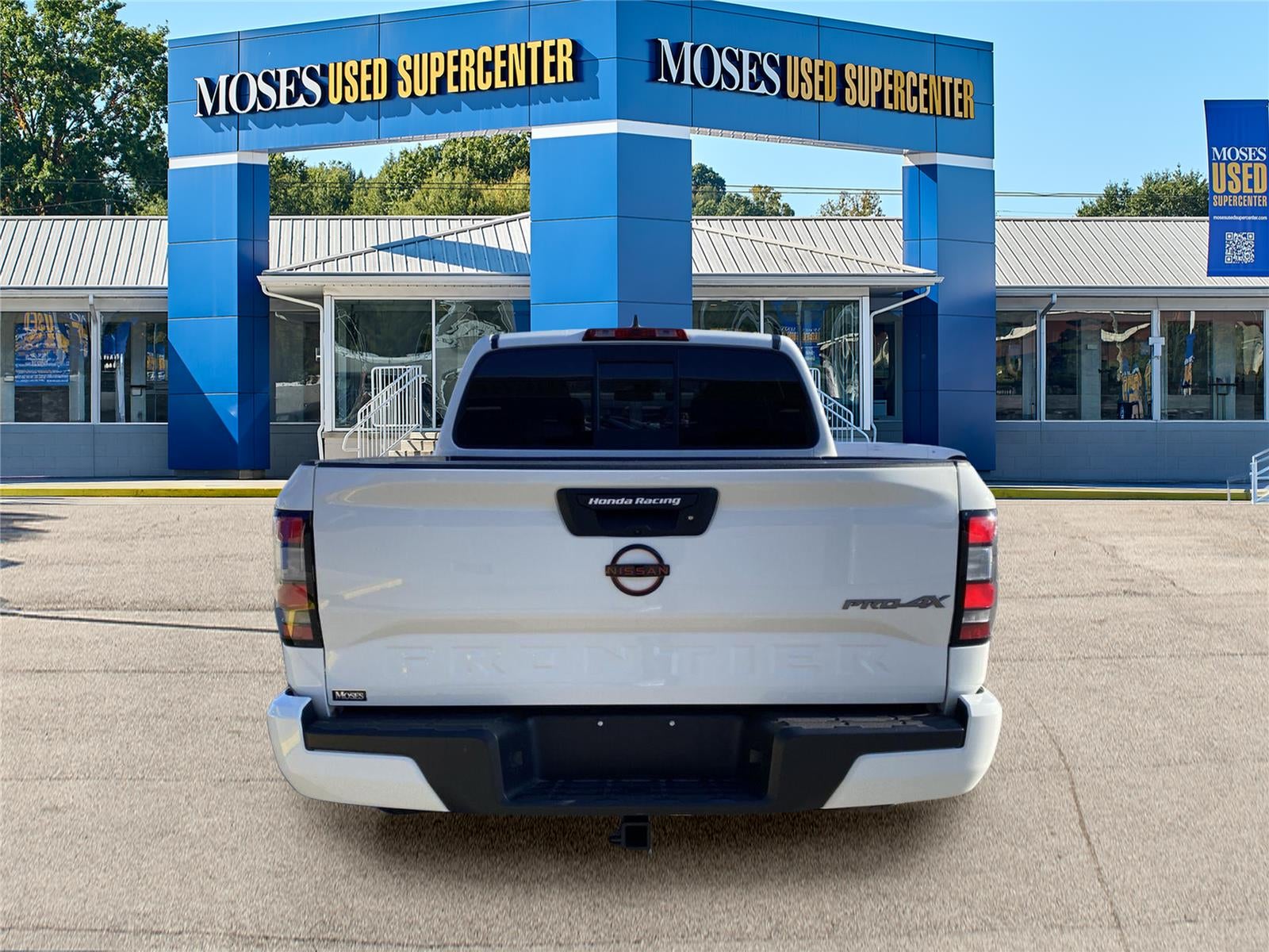 2022 Nissan Frontier Crew Cab PRO-4X 4x4