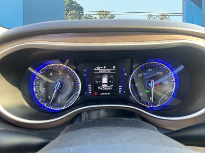 2024 Chrysler Voyager LX