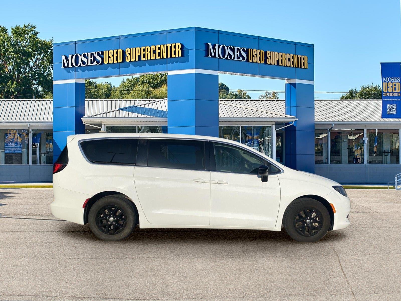 2024 Chrysler Voyager LX