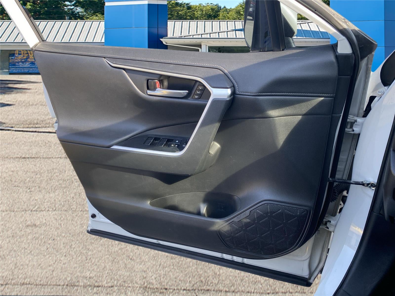 2020 Toyota RAV4 Limited
