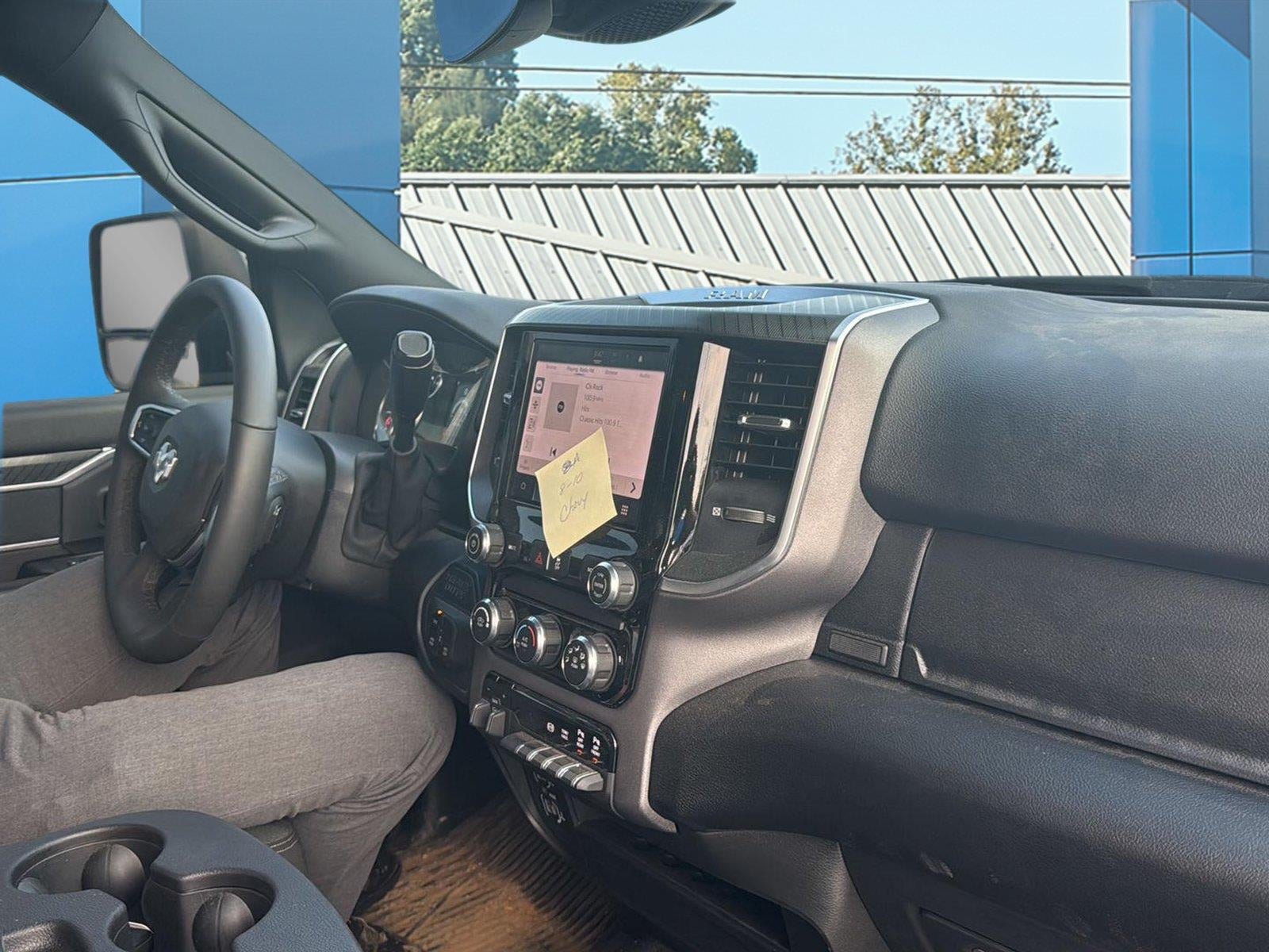 2025 RAM 2500 Big Horn Crew Cab 4x4 6'4" Box
