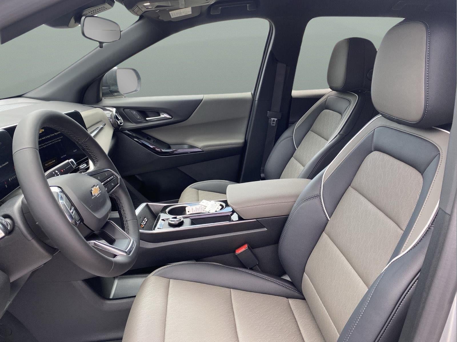 2027 Chevrolet Equinox LT - Photo 40