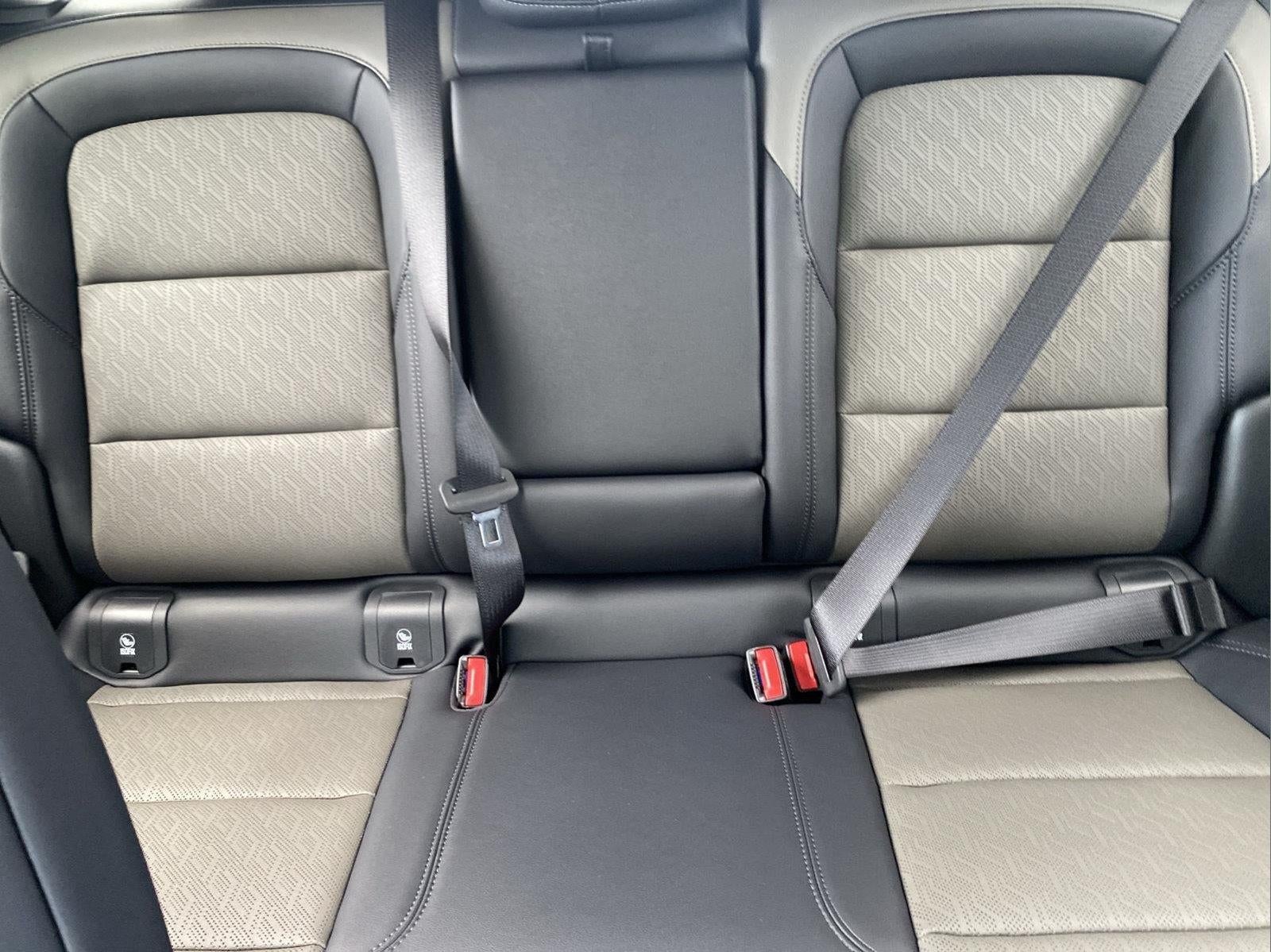 2027 Chevrolet Equinox LT - Photo 41