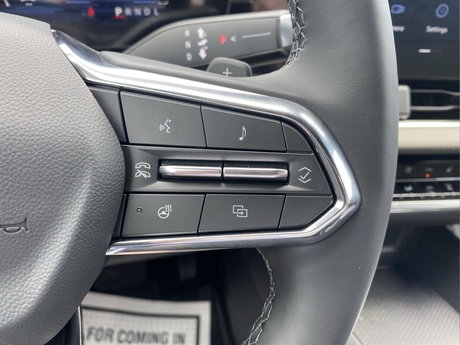 2027 Chevrolet Equinox LT - Photo 45