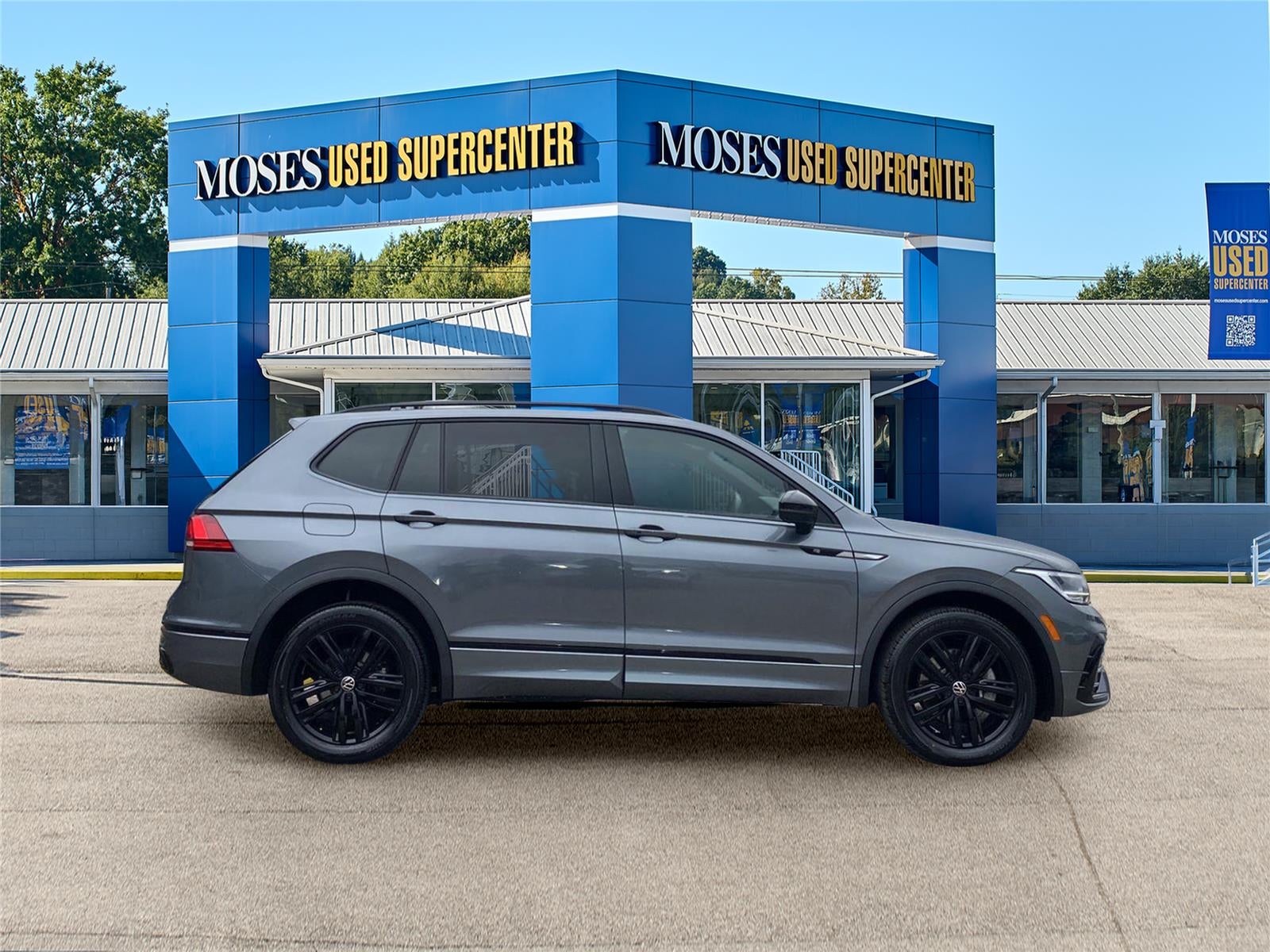 2022 Volkswagen Tiguan 2.0T SE R-Line Black