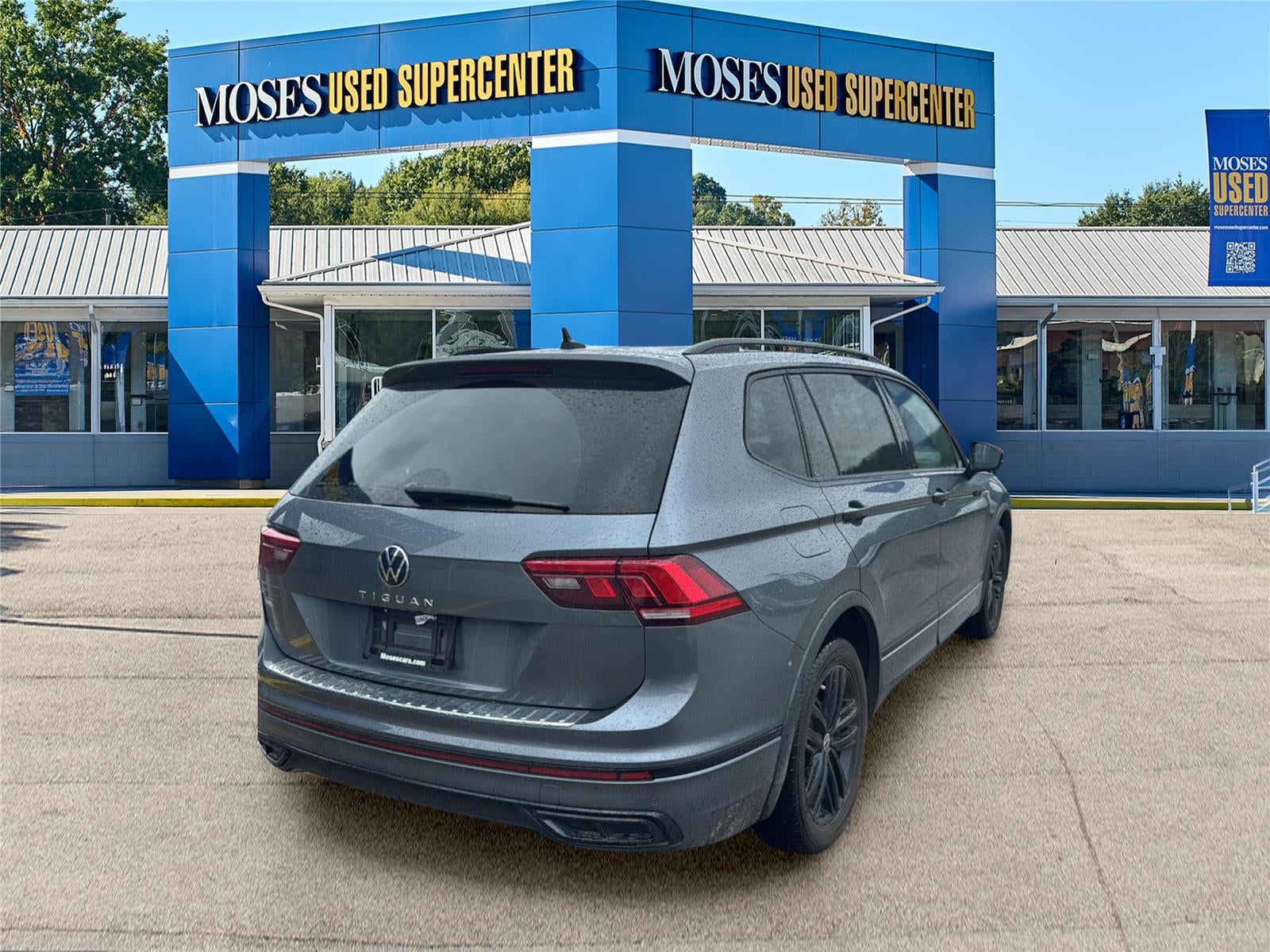 2022 Volkswagen Tiguan 2.0T SE R-Line Black