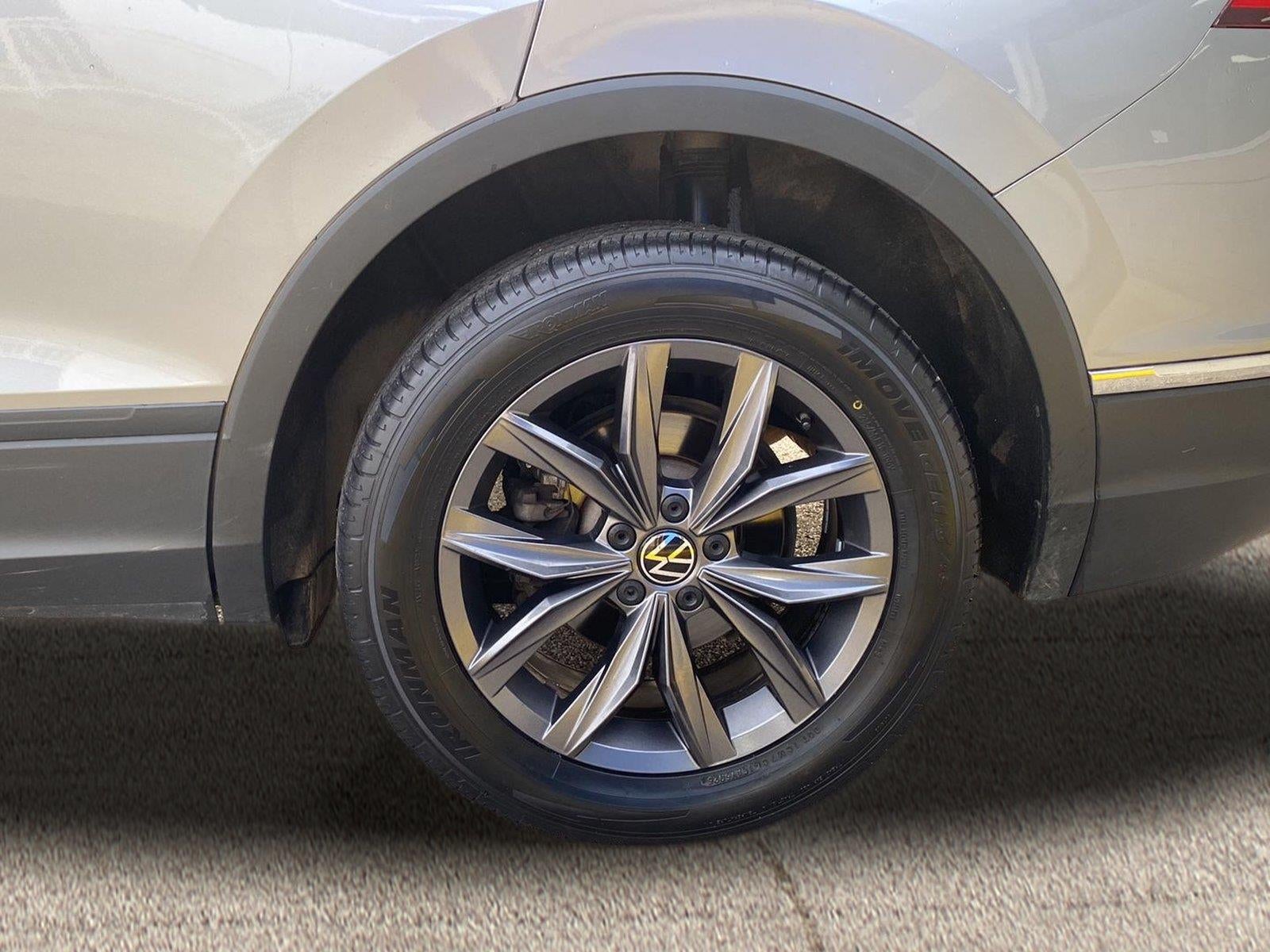 2024 Volkswagen Tiguan 2.0T SE