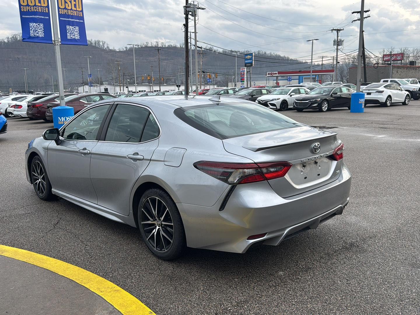 2024 Toyota Camry SE