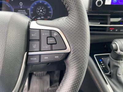 2025 Toyota Sienna Platinum