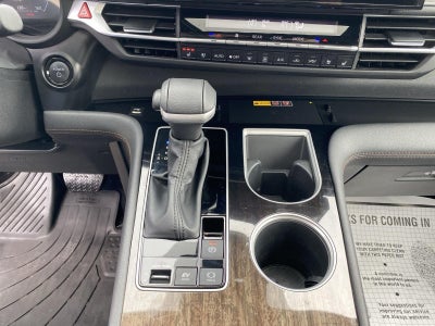 2025 Toyota Sienna Platinum