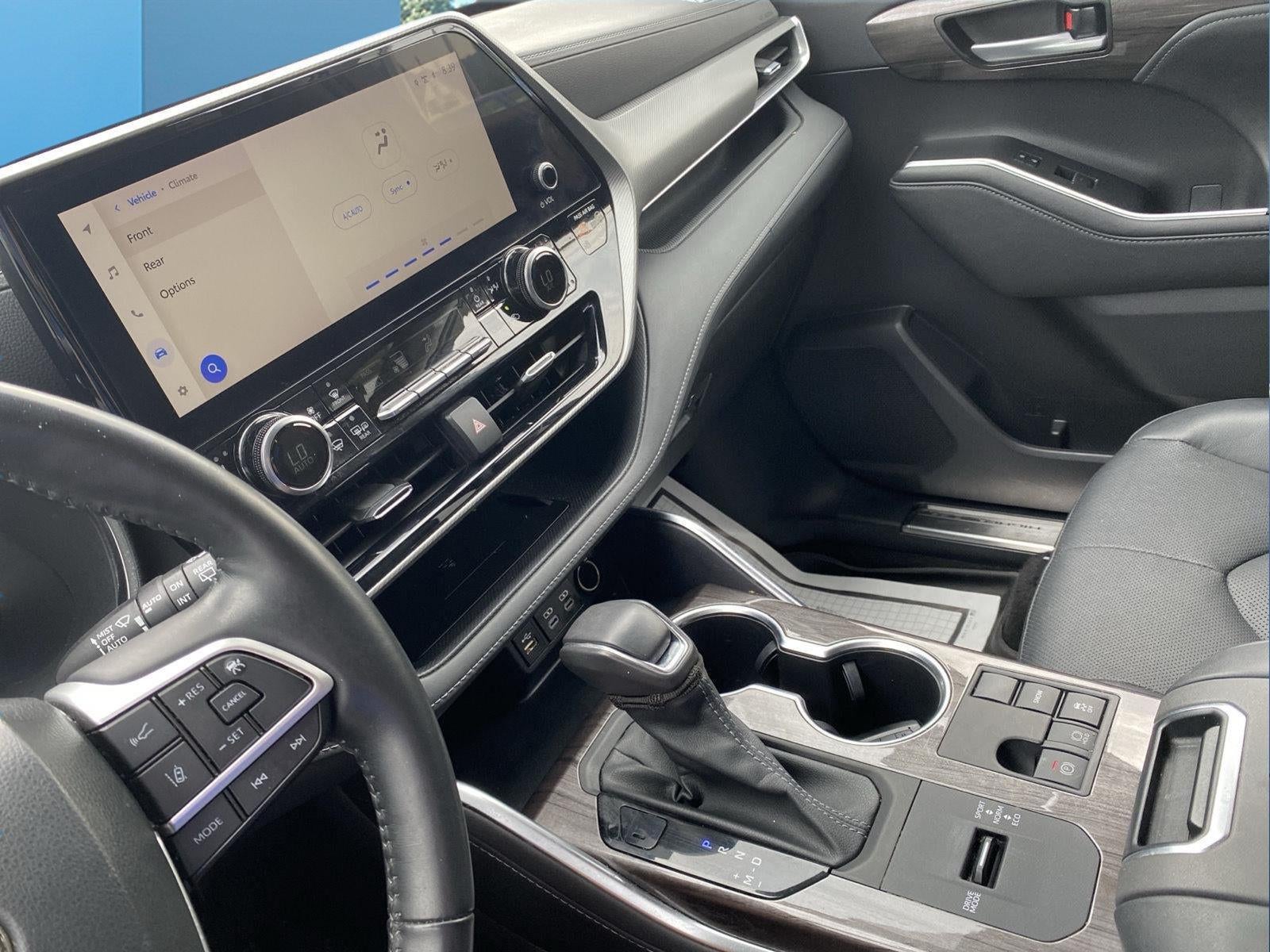 2023 Toyota Highlander Platinum