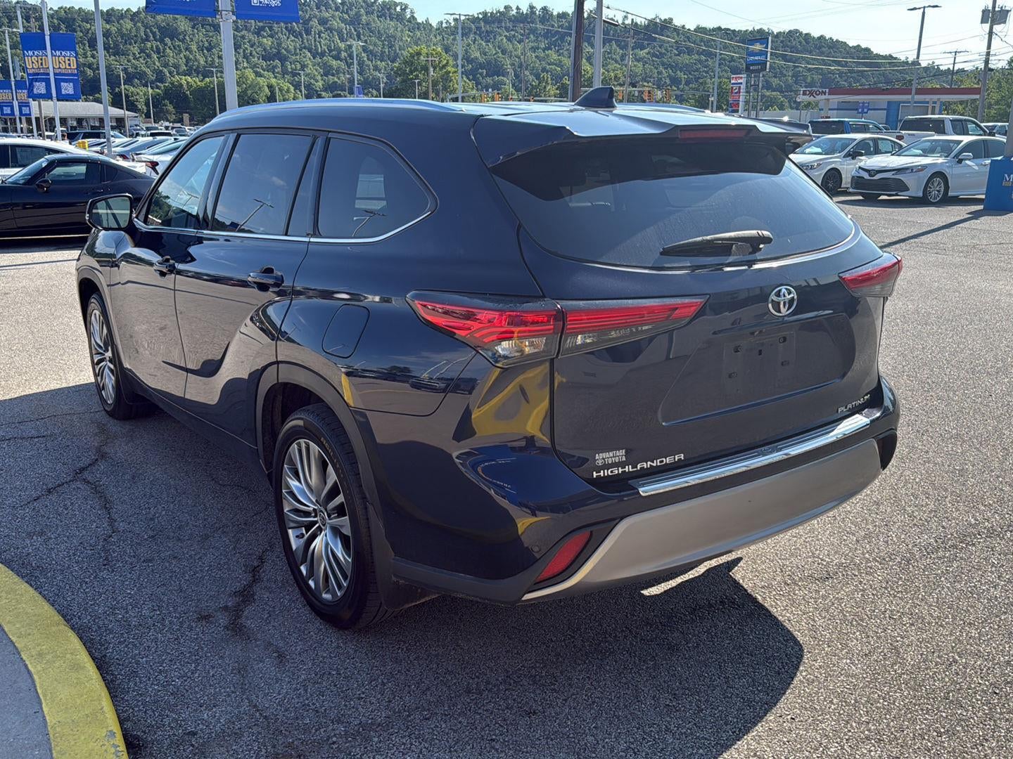 2023 Toyota Highlander Platinum