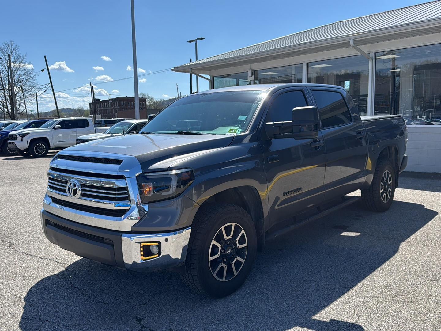 2016 Toyota Tundra 4WD Truck SR5