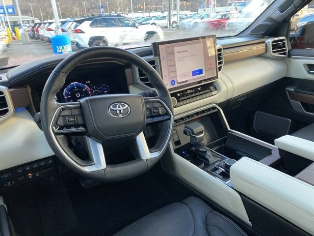 2023 Toyota Sequoia SR5