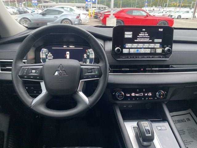 2024 Mitsubishi Outlander Plug-In Hybrid SEL