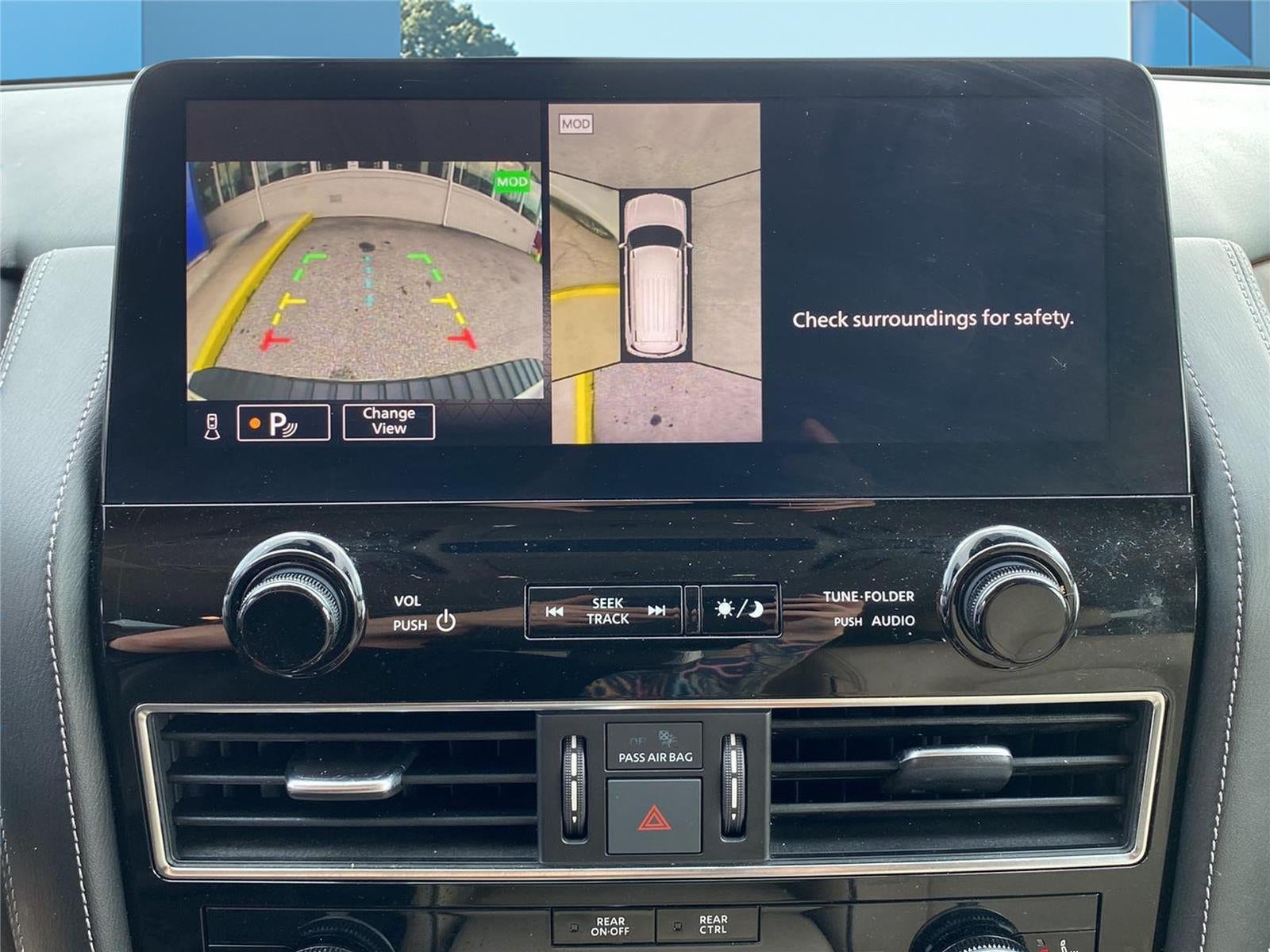 2023 Nissan Armada SL 4WD