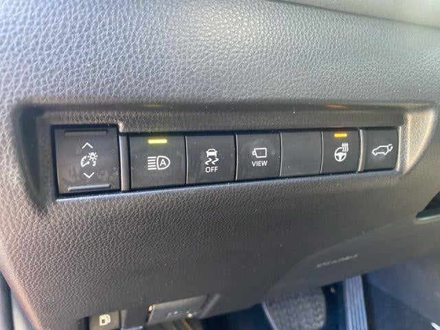 2023 Toyota Venza LE