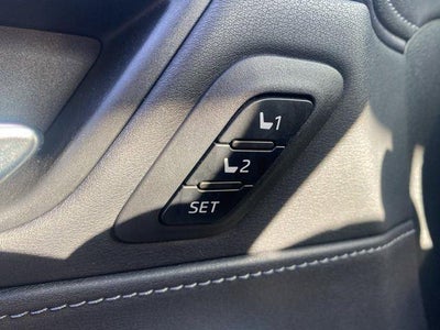 2023 Toyota Venza LE