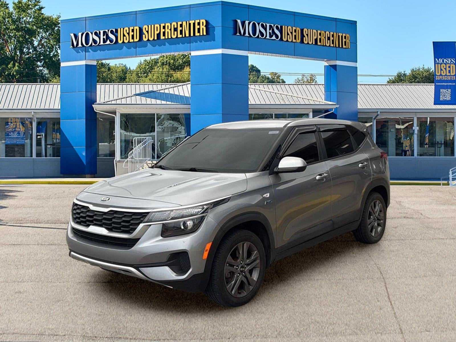 Used 2021 Kia Seltos LX with VIN KNDEPCAA7M7163588 for sale in Saint Albans, WV