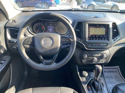 2023 Jeep Cherokee Altitude Lux